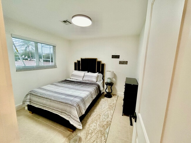 Photo - 401 SE 23rd Ave Unit ID1221994P