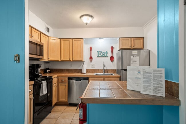 Photo - 2025 Eleventh Street-SI FL2-ID1023387P Unit SI FL2-ID1023387P