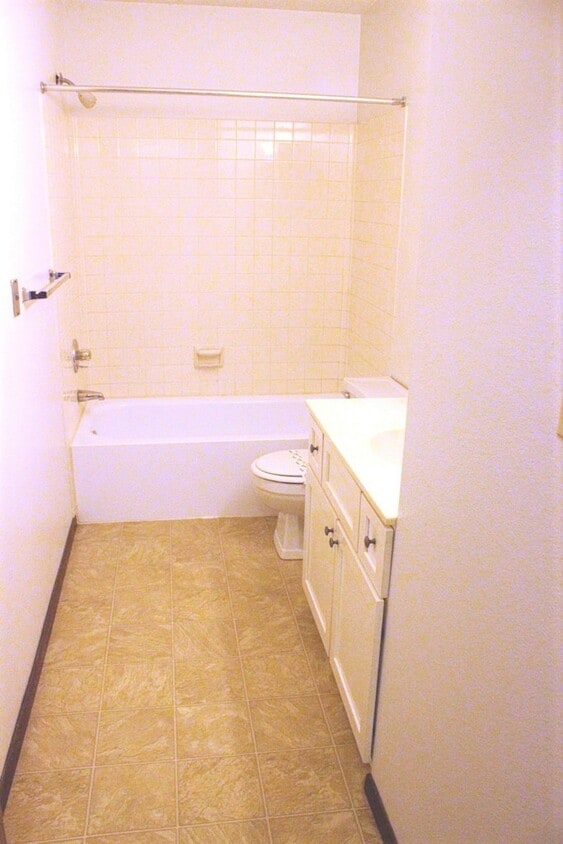 Floor Plan - Stonewood 2 bedroom