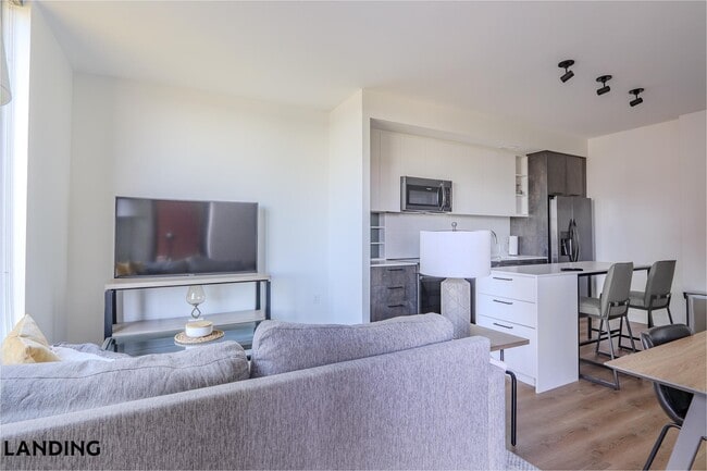 Photo - 632 Howard Rd SE Unit 1030