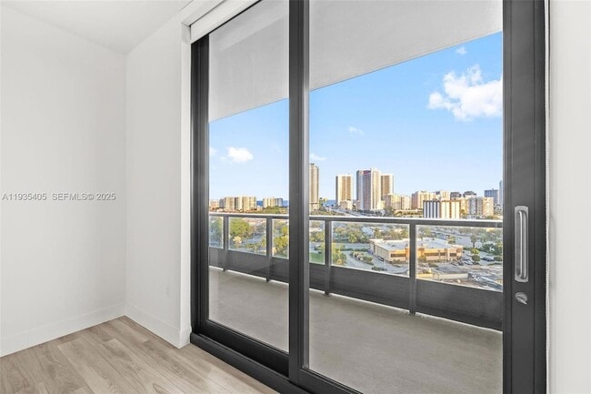 Photo - 101 Diplomat Pkwy Unit 0606