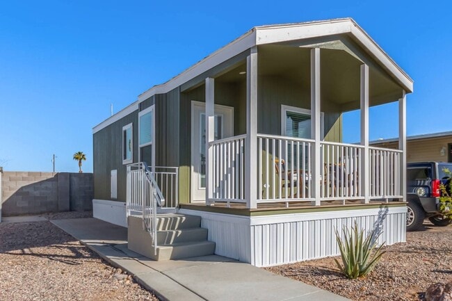 Building Photo - 9985 N Pinal Ave