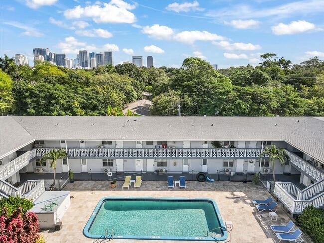 Photo - 626 SW 14th Ave Unit 114