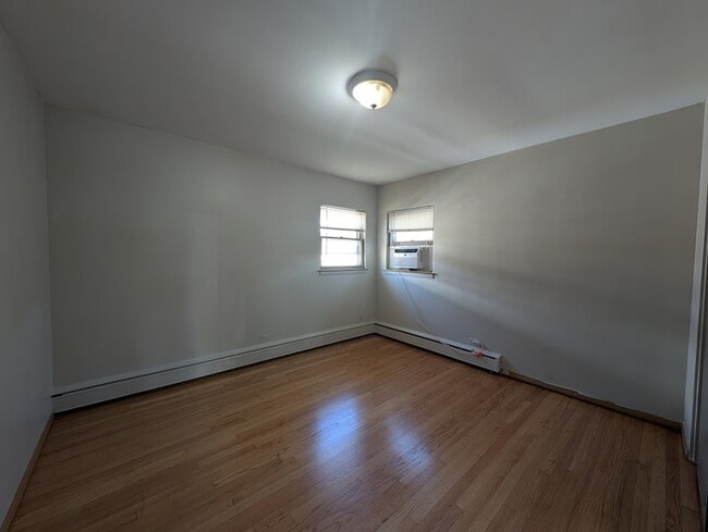 Photo - 300 Burlington Ave