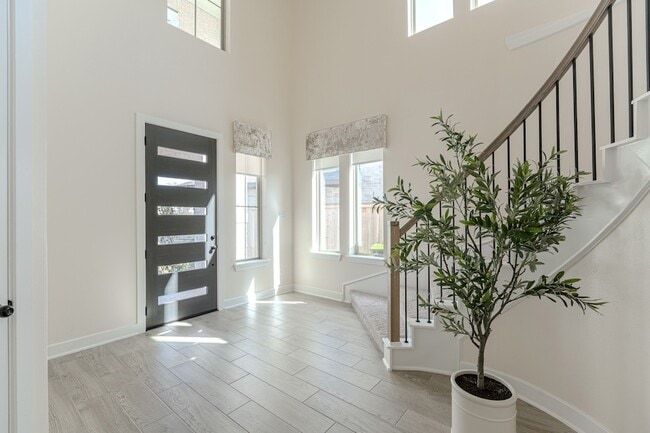 Photo - 102 Shining Succulent Dr