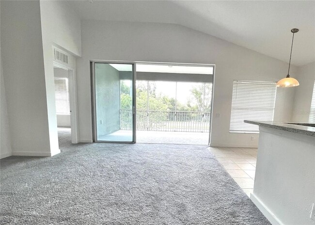 Photo - 2096 Kings Palace Dr