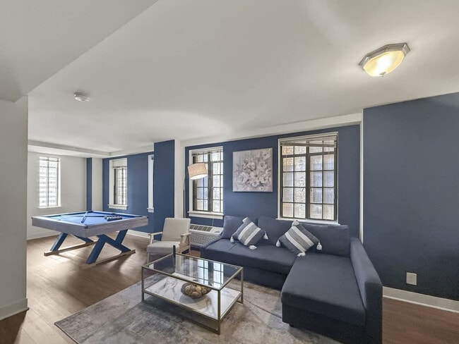 Building Photo - 111-23 N 15th St Unit ID1055764P