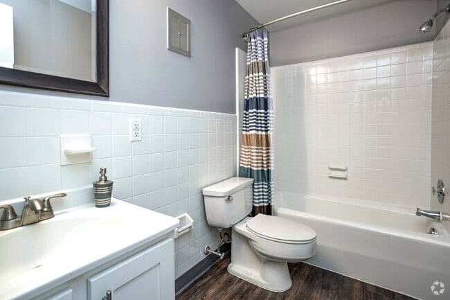 Photo - Highview Manor Apartments