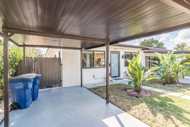 Photo - 640 NW 3rd Ct Unit SI ID1542520P