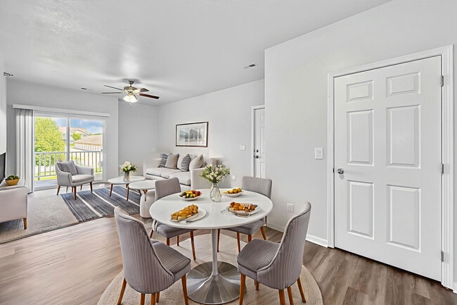 Photo - Sterling Pointe