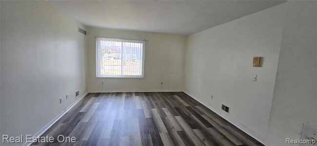 Photo - 14648 Prospect St