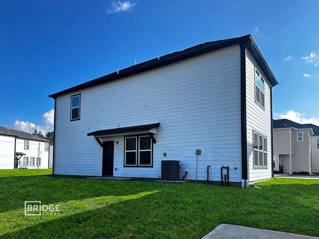 Photo - 134 Pecan Ln