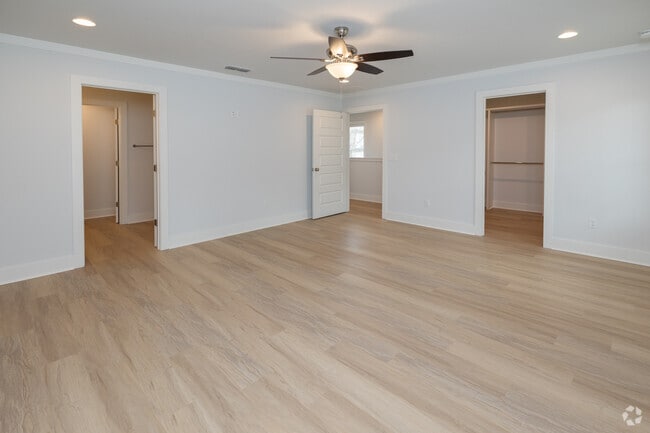 3BR, 2.5BA - 1,850SF-Bedroom - Vine Betton