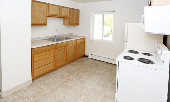 650/800 Square Feet Kitchen - Crestview Apartment Homes