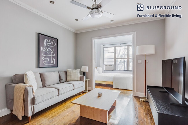 Building Photo - 145 E 26th St Unit FL5-ID1663