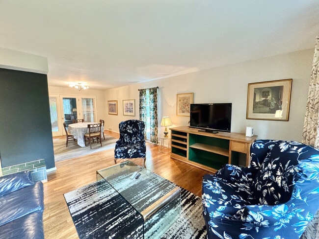 Building Photo - 15681 Wyatt Rd Unit SI ID1057691P