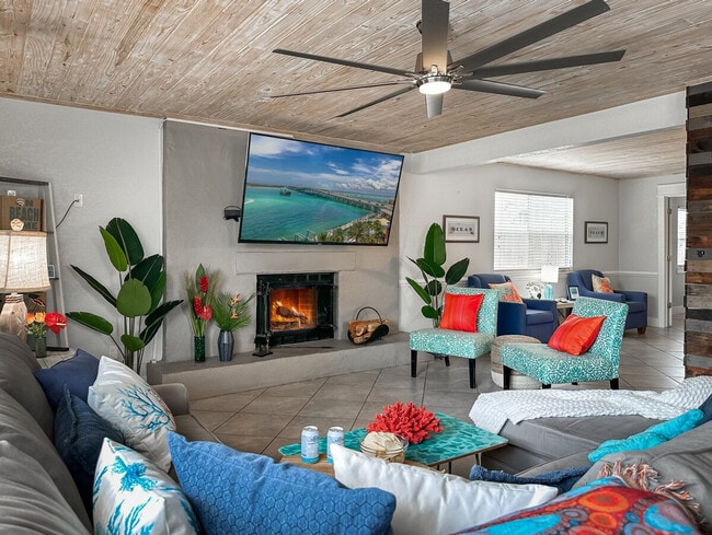 Photo - 94 Cobia St Unit ID1285907P