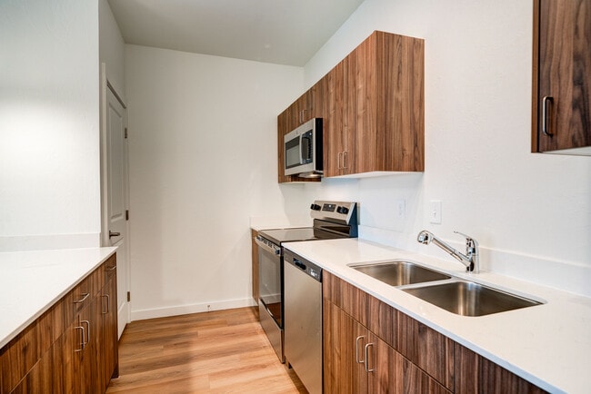 1 Bedroom Kitchen - Avion Apartment Homes