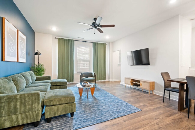 Building Photo - 1010 Falling Rock Pl Unit SI ID1468389P