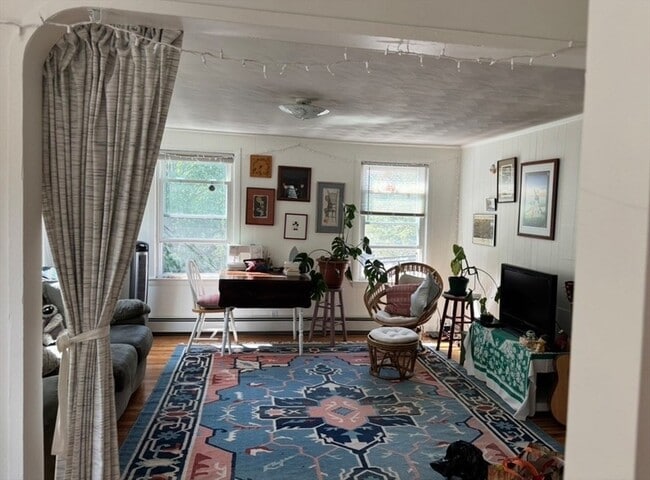Building Photo - 18 Tremont St Unit 3