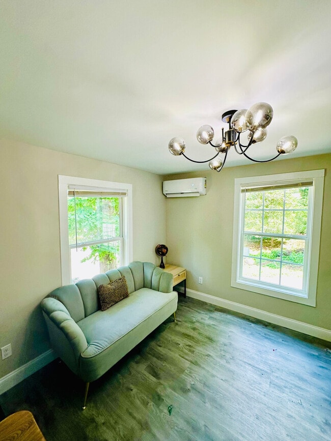 Building Photo - 203 McMakin Dr Unit ID1234786P