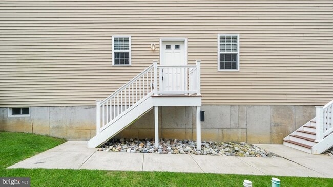 Photo - 831 N Jackson St Unit B