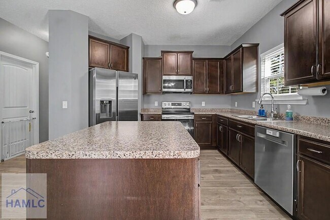 Photo - 96 Griffin Rd