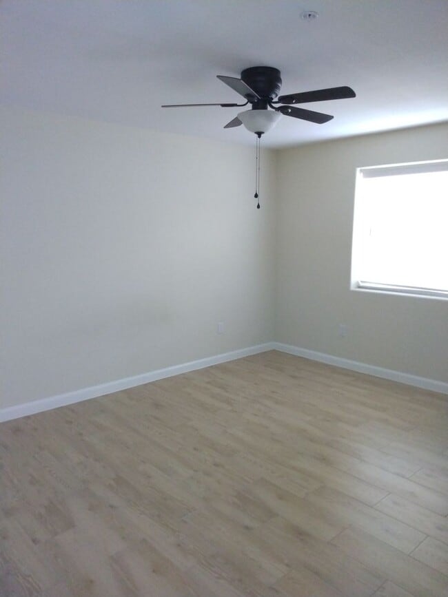 Photo - Stone Oak Apartments