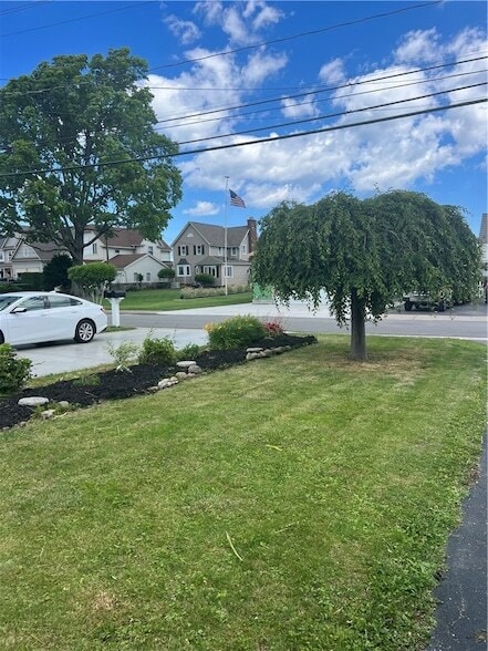 Photo - 2331 Edgemere Dr