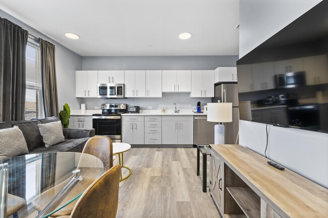 Photo - 95 Broadway-SI ID1240392P Unit SI ID1240392P