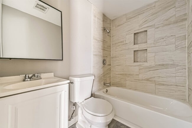 Photo - 9839 Racine St Unit 1/2