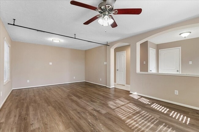 Photo - 16218 Bunker Ridge Rd