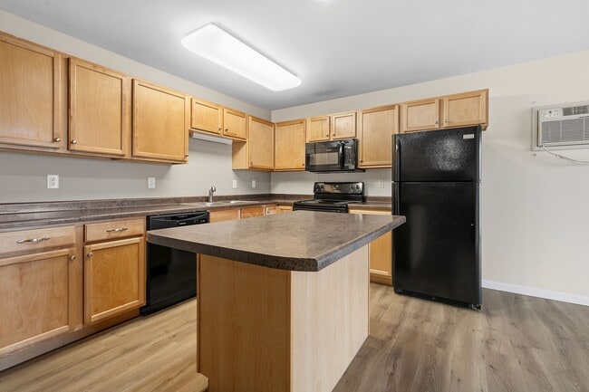Photo - Minot Place Apartments