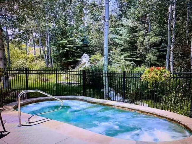 Photo - 70 Gallun Ln Unit ID1021490P