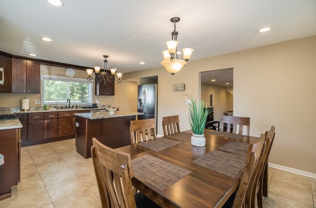 Photo - 356 W Morris Ave Unit ID1285088P