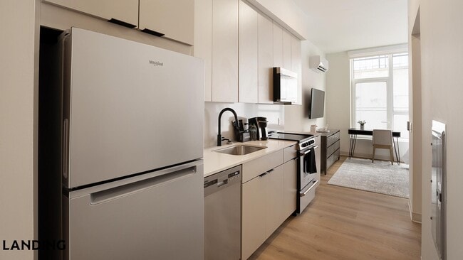 Photo - 1529 N Fremont St Unit 404