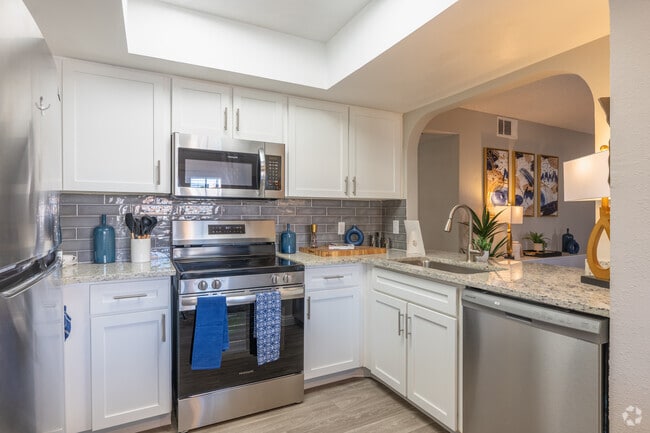 B2 - 1200SF - Kitchen - Indigo at Sunset Park