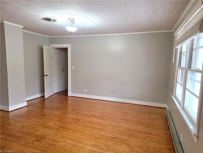 Photo - 816 Banner St