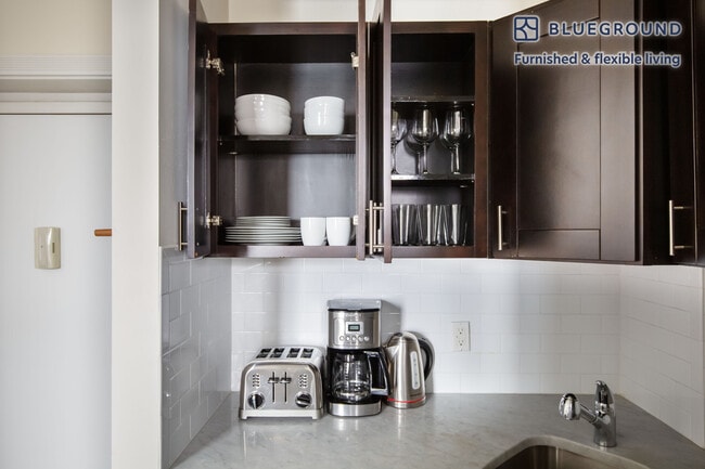 Photo - 535 Hudson St Unit SI FL3-ID1133