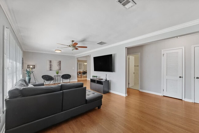 Photo - 448 Susan Creek Dr Unit SI ID1569869P