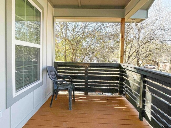 Photo - 1804 W 24th St