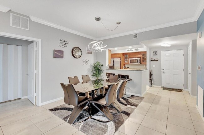 Photo - 975 NW Flagler Ave Unit 207