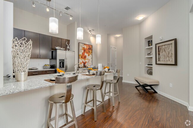 Somerset - Kitchen - 2BR, 2BA - 1,236SF - Whitehall Parc