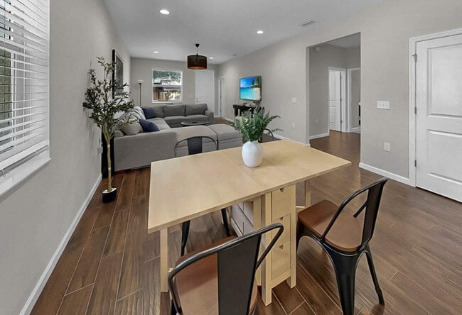 Photo - 3114 E 21st Ave Unit ID1328494P