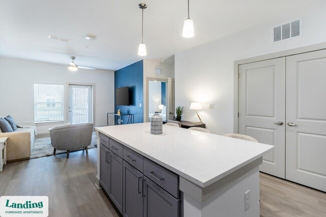 Photo - 158 Malachite Wy Unit 3108.1409184