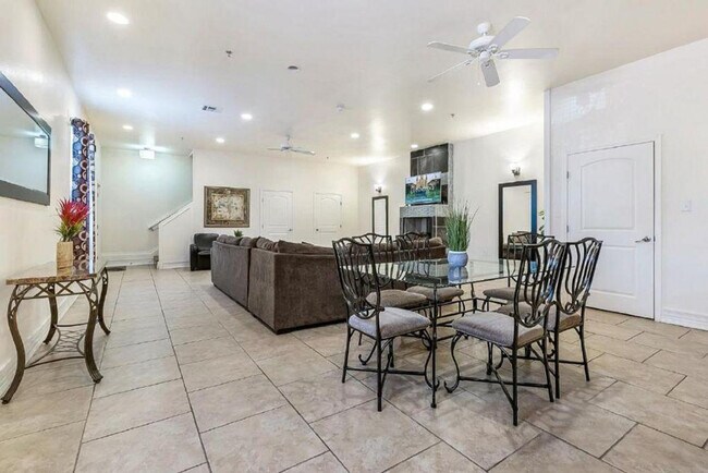 Building Photo - 1823 Carondelet St Unit SI ID1269244P