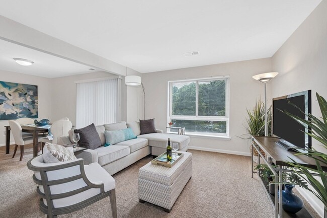 Photo - Hermitage Square