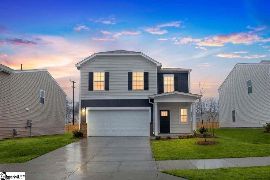 Photo - 139 Glover Cir