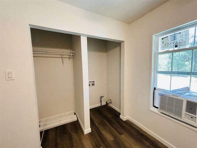 Photo - 2762 Beverly Hills Dr