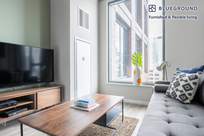 Photo - 939 W Washington Blvd Unit FL9-ID264